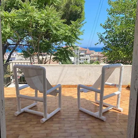 בית נופש Vista Mare A 300 Mt Dalla *